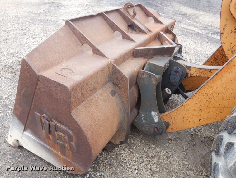 image for item IO9570 2005 Case 621D  wheel loader