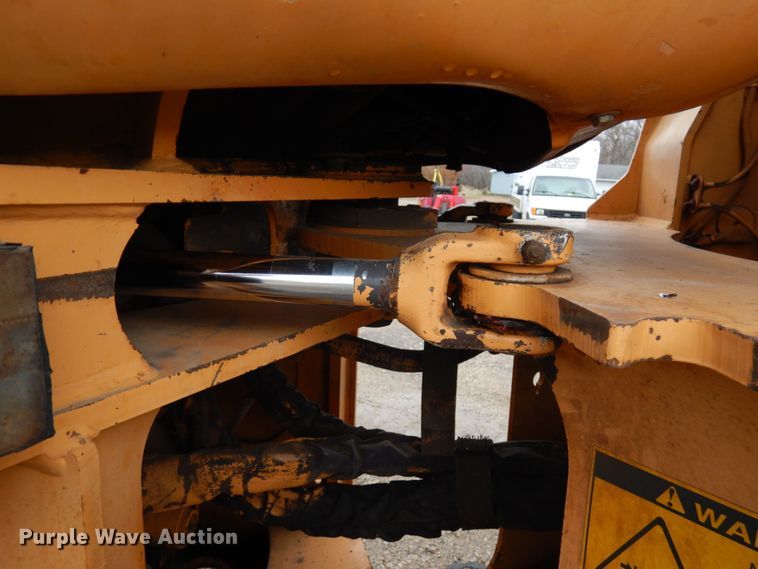 image for item IO9570 2005 Case 621D  wheel loader