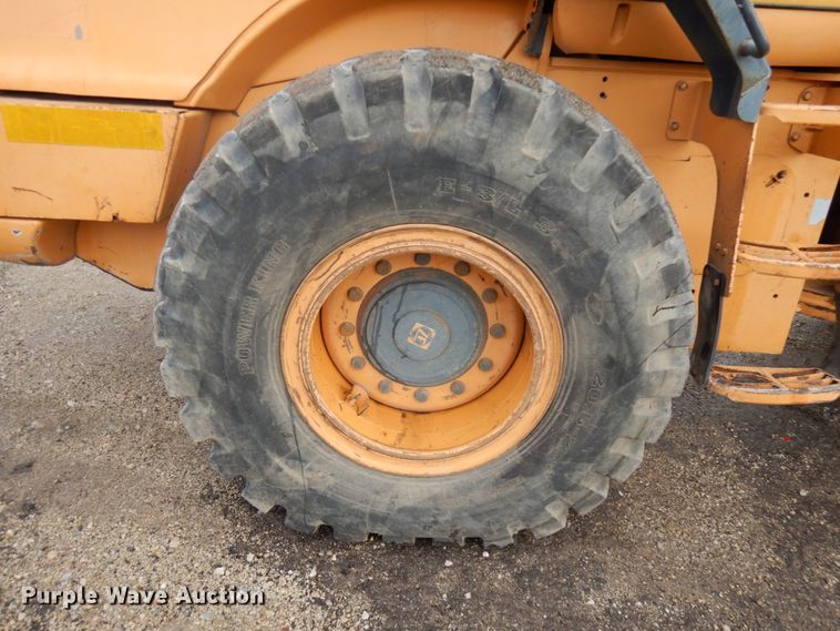 image for item IO9570 2005 Case 621D  wheel loader