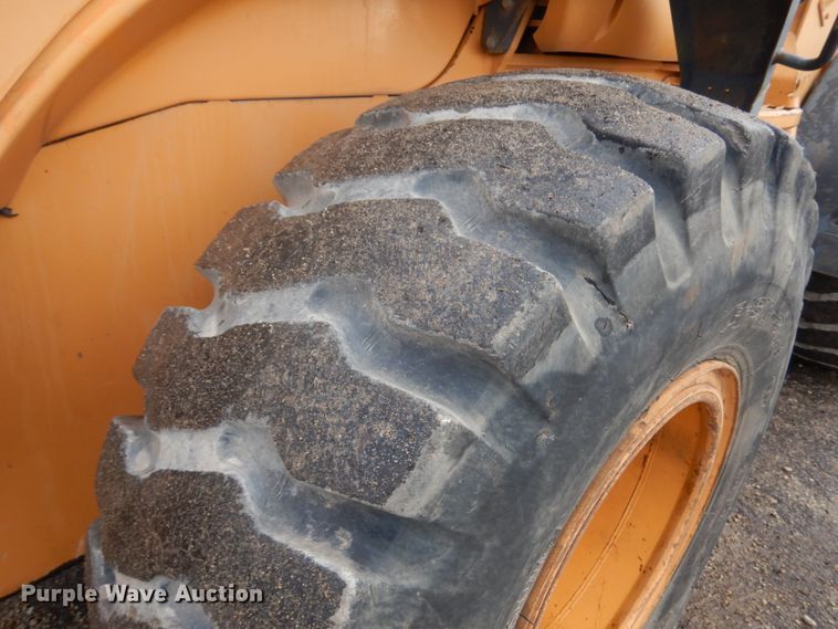 image for item IO9570 2005 Case 621D  wheel loader