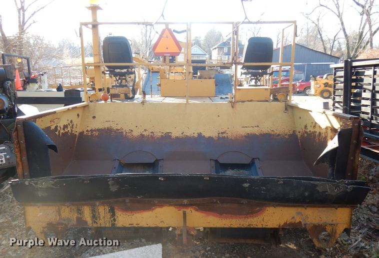 image for item IO9631 1996 Rosco SPR-H  chip spreader