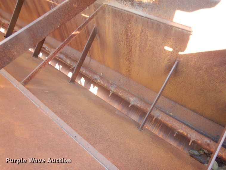 image for item IO9631 1996 Rosco SPR-H  chip spreader