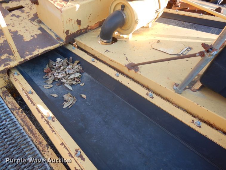 image for item IO9631 1996 Rosco SPR-H  chip spreader