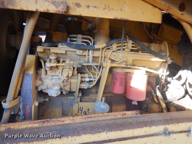 image for item IO9631 1996 Rosco SPR-H  chip spreader