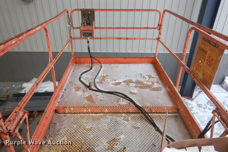 image for item IO9650 JLG 40RTS  scissor lift
