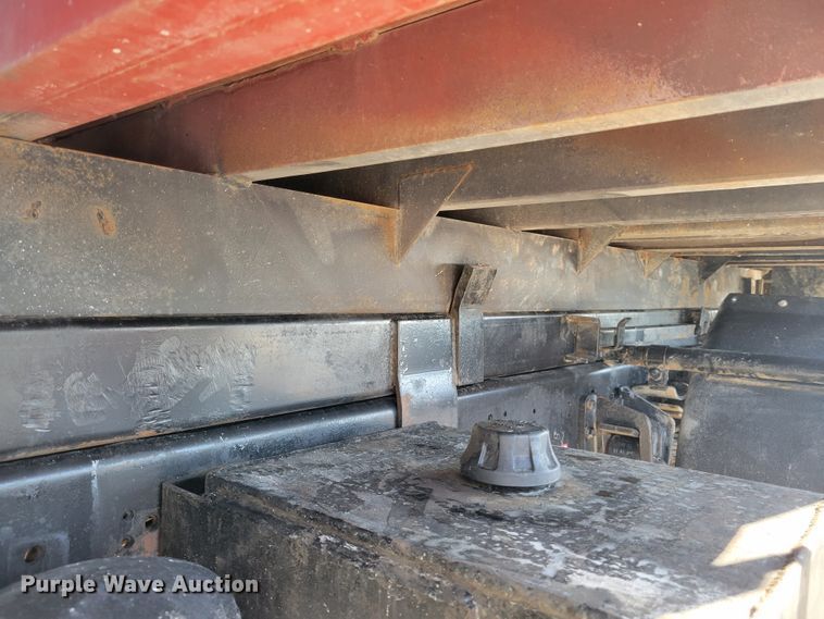 image for item IV9740 2000 International 4700  dump truck