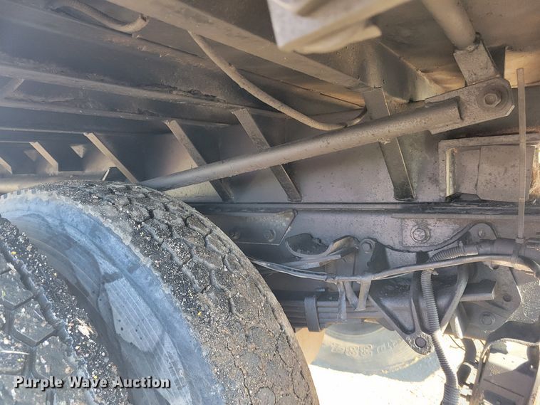 image for item IV9741 1993 International 8100  dump truck