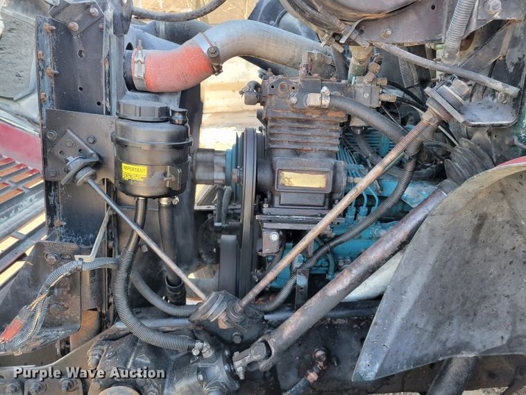 image for item IV9741 1993 International 8100  dump truck