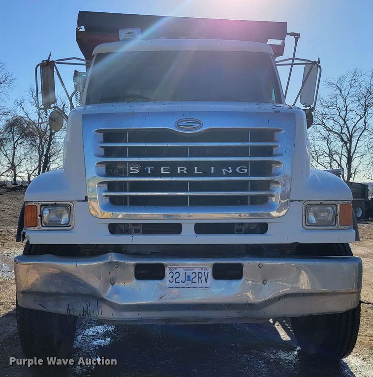 image for item IV9742 2005 Sterling LT8500  dump truck