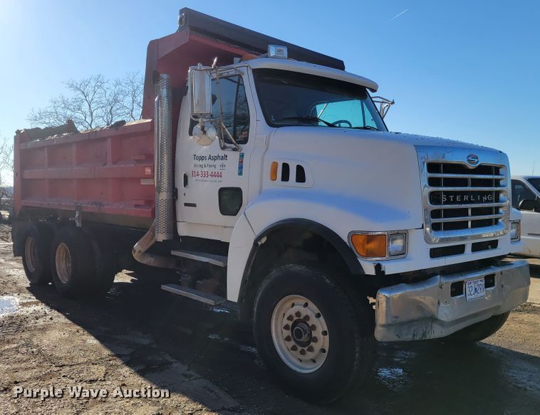 image for item IV9742 2005 Sterling LT8500  dump truck