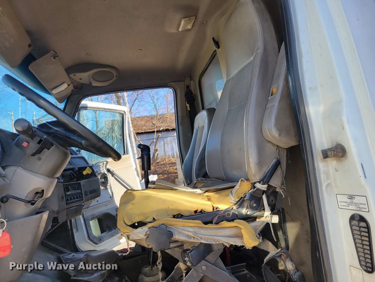 image for item IV9742 2005 Sterling LT8500  dump truck