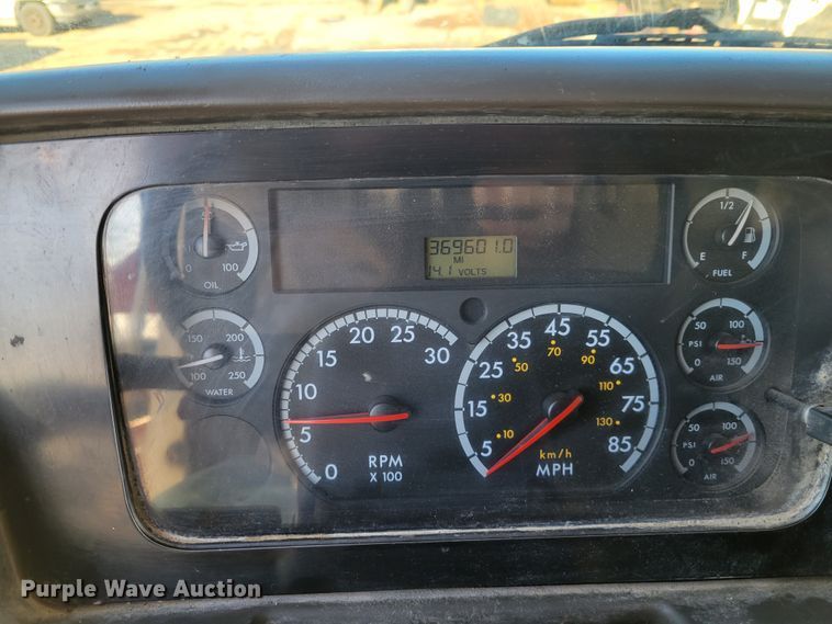 image for item IV9742 2005 Sterling LT8500  dump truck