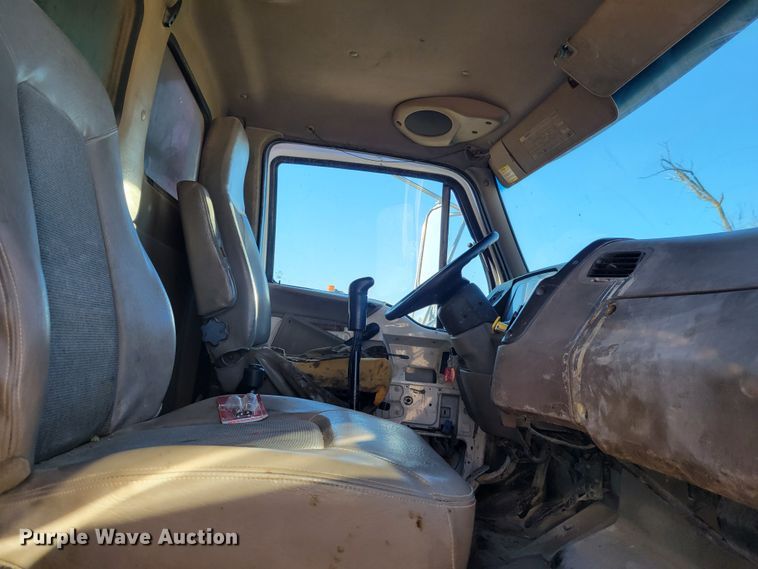 image for item IV9742 2005 Sterling LT8500  dump truck