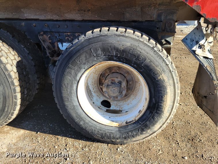 image for item IV9742 2005 Sterling LT8500  dump truck