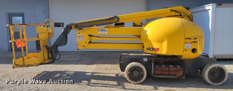 image for item IV9745 2000 Grove A40NE  boom lift