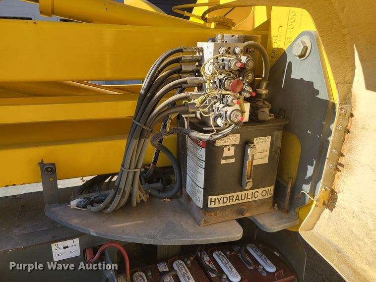 image for item IV9745 2000 Grove A40NE  boom lift