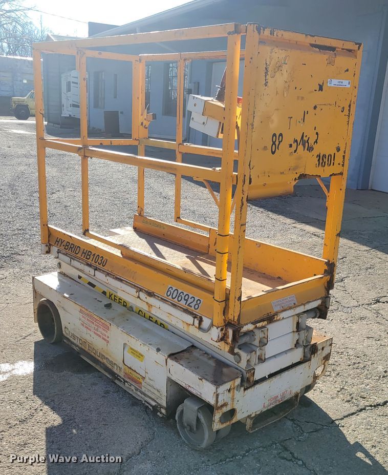 image for item IV9746 2009 Hy-Brid HB1030  scissor lift