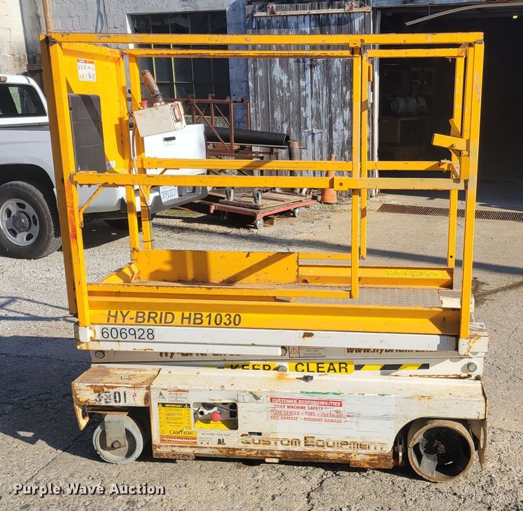 image for item IV9746 2009 Hy-Brid HB1030  scissor lift