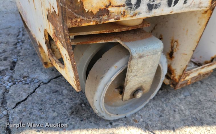 image for item IV9746 2009 Hy-Brid HB1030  scissor lift