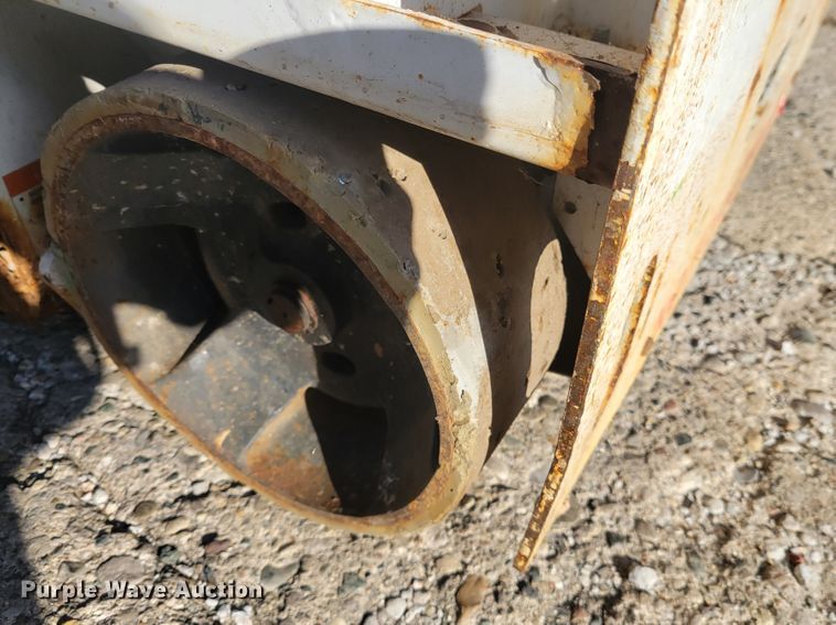 image for item IV9746 2009 Hy-Brid HB1030  scissor lift