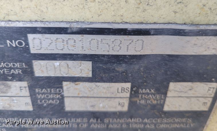 image for item IV9747 2003 JLG 3246E2  scissor lift