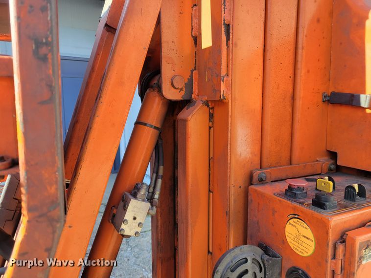 image for item IV9748 Lift-a-loft  vertical lift