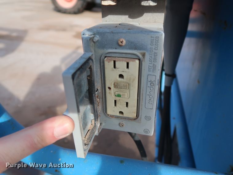 image for item IY9007 2008 Genie Z-45/25  boom lift