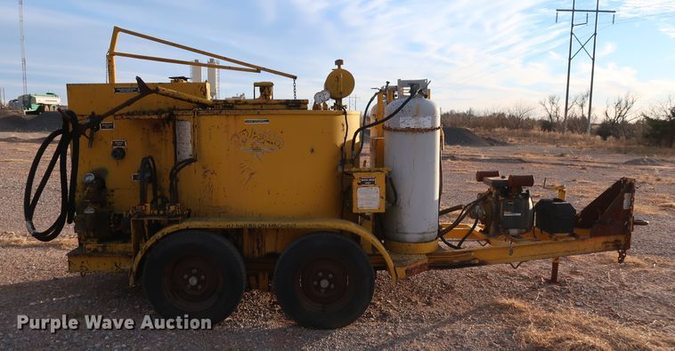 image for item IY9050 1991 Crafco EZ Pour 200  melter applicator