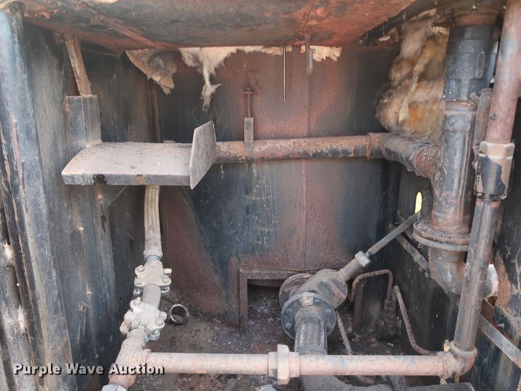 image for item IY9050 1991 Crafco EZ Pour 200  melter applicator