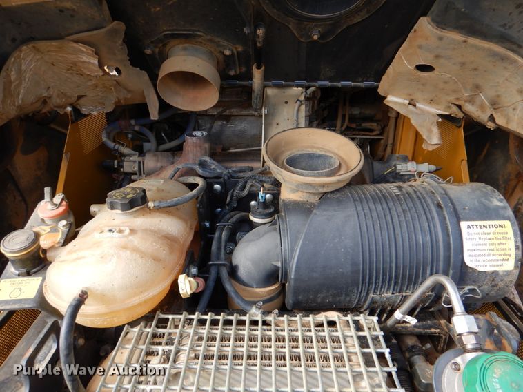 image for item JD9473 John Deere 332G  skid steer loader