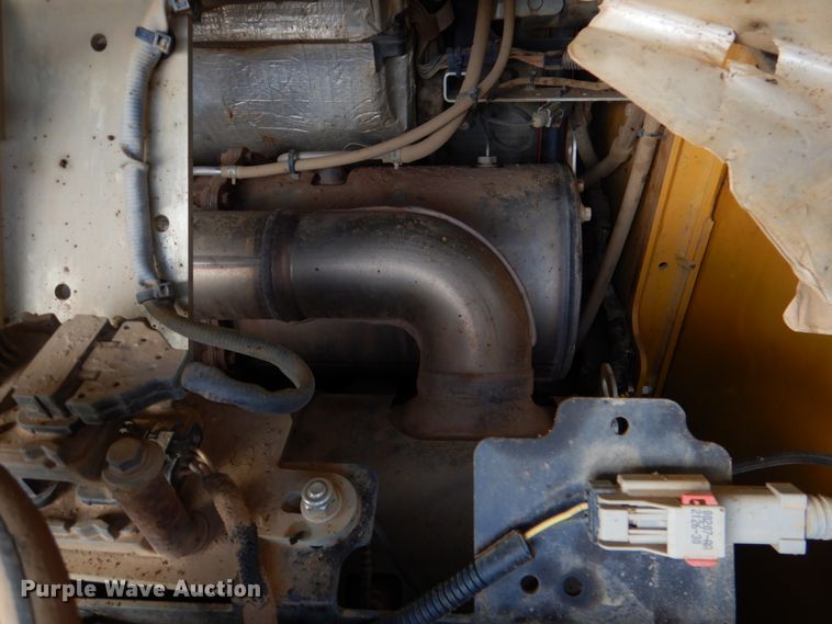 image for item JD9473 John Deere 332G  skid steer loader