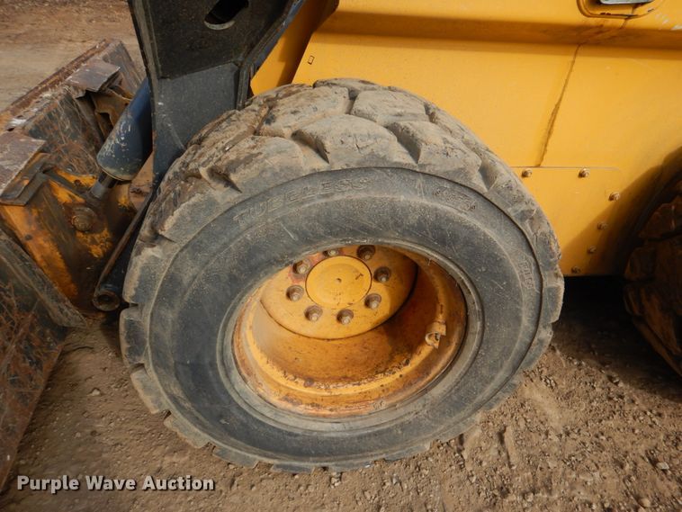 image for item JD9473 John Deere 332G  skid steer loader