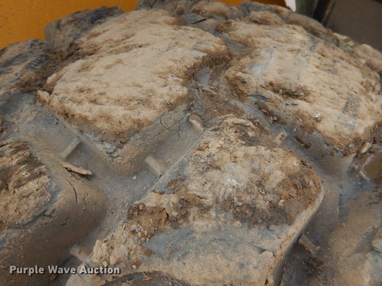 image for item JD9473 John Deere 332G  skid steer loader