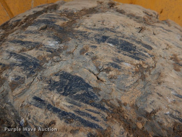 image for item JD9473 John Deere 332G  skid steer loader