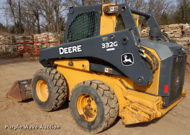 image for item JD9474 John Deere 332G  skid steer loader