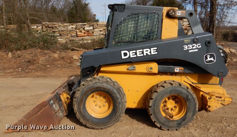 image for item JD9474 John Deere 332G  skid steer loader