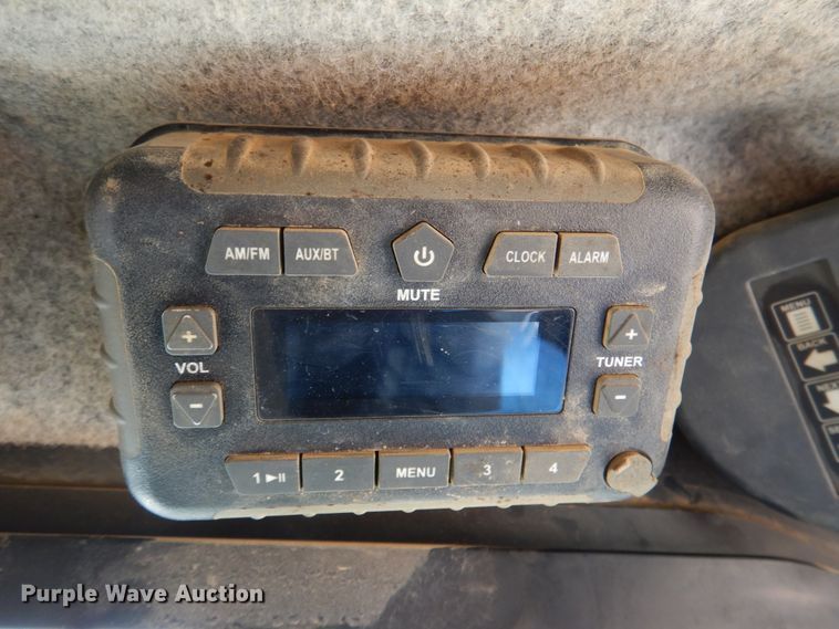 image for item JD9474 John Deere 332G  skid steer loader