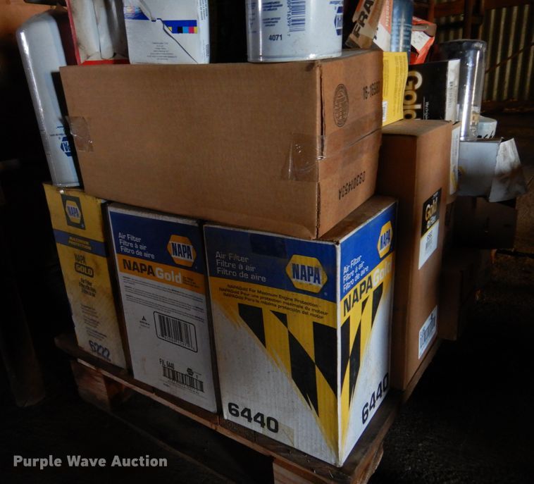 image for item JJ9767 (3) pallets of unused automotive filters