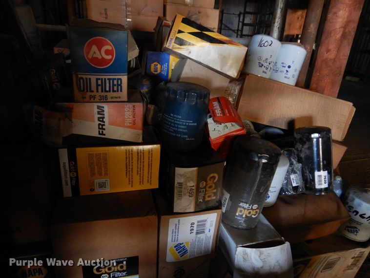 image for item JJ9767 (3) pallets of unused automotive filters