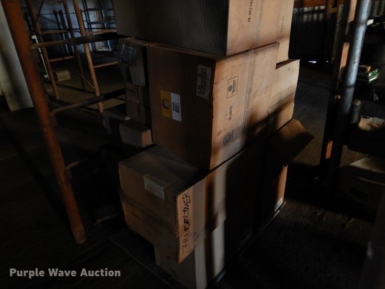 image for item JJ9767 (3) pallets of unused automotive filters