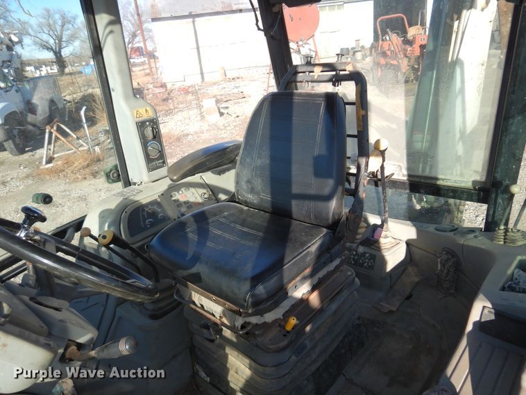 image for item JJ9774 2006 Terex 760B  backhoe