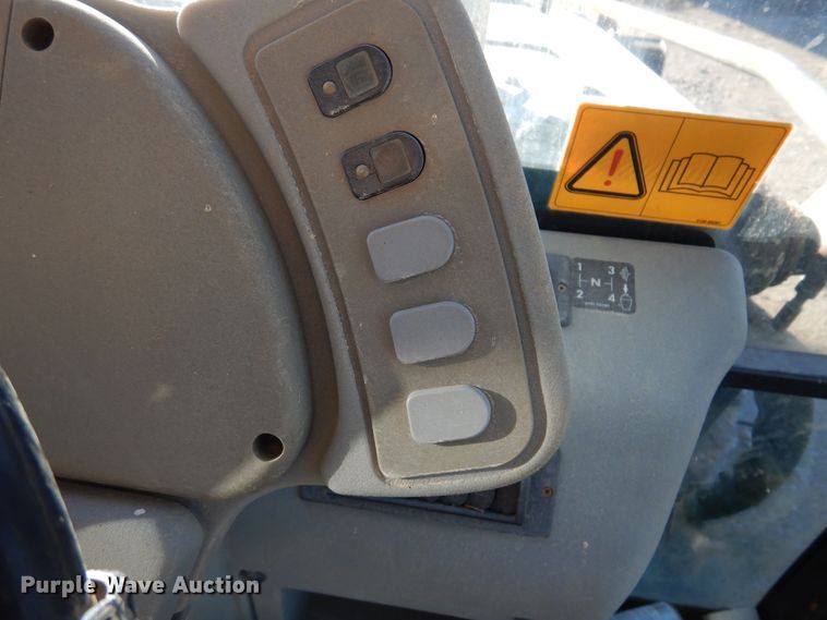 image for item JJ9774 2006 Terex 760B  backhoe