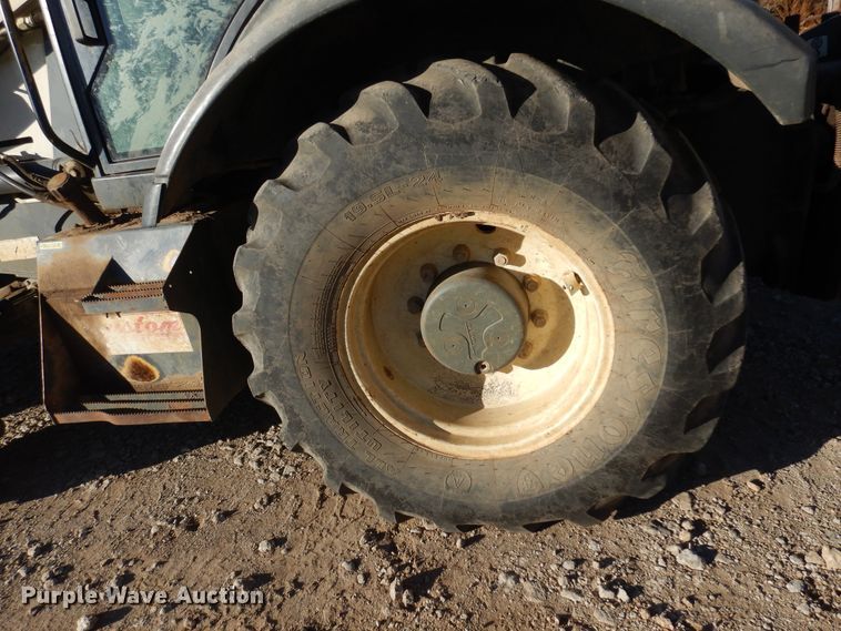 image for item JJ9774 2006 Terex 760B  backhoe