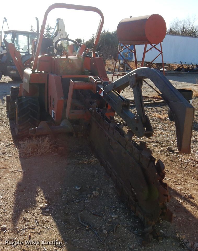 image for item JJ9775 Ditch Witch 5110  trencher