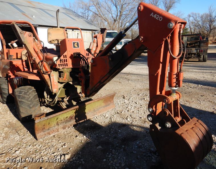 image for item JJ9775 Ditch Witch 5110  trencher
