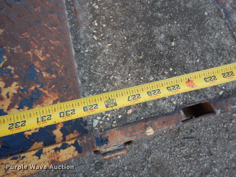 image for item JJ9777 2013  Shop built equipment trailer