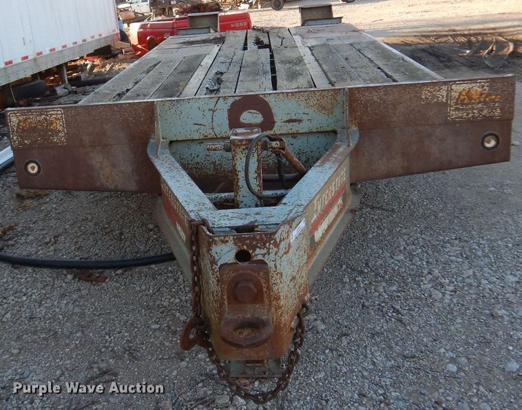 image for item JJ9780 2001 Interstate  equipment trailer