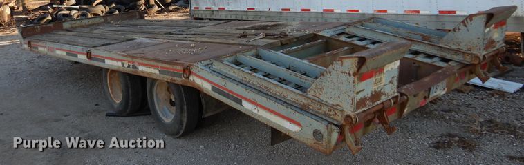 image for item JJ9780 2001 Interstate  equipment trailer