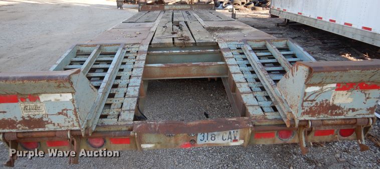 image for item JJ9780 2001 Interstate  equipment trailer