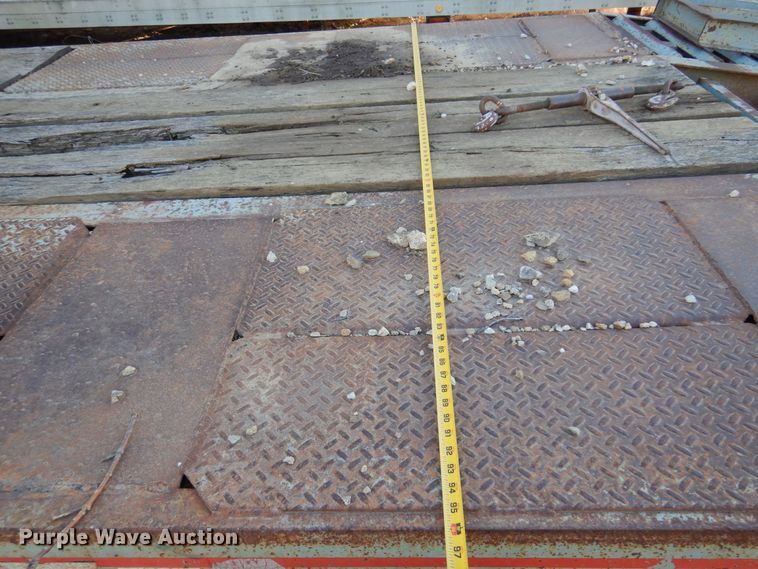 image for item JJ9780 2001 Interstate  equipment trailer